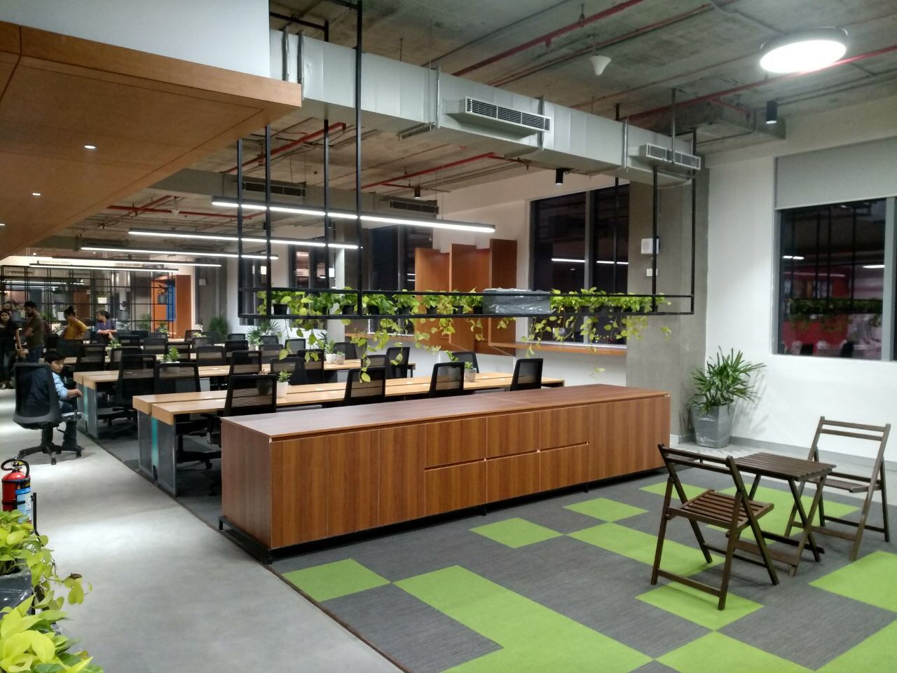 How can serviced offices help you in streamlining your business?
