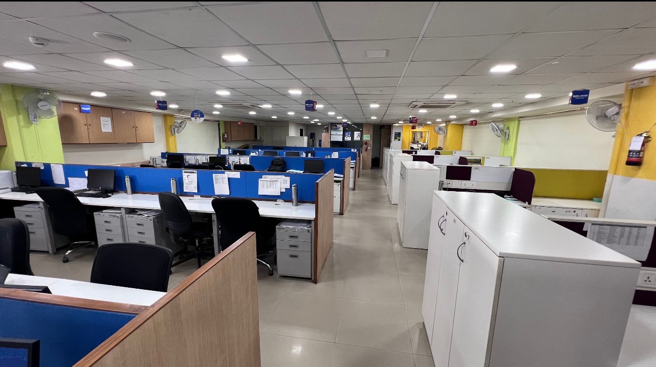 Commercial Office In Naranpura Ahmadabad BI1086